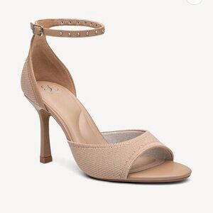 Chic Tan Ankle Strap Heels